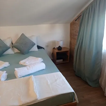 Kirili And Metodi 41 - 8 с